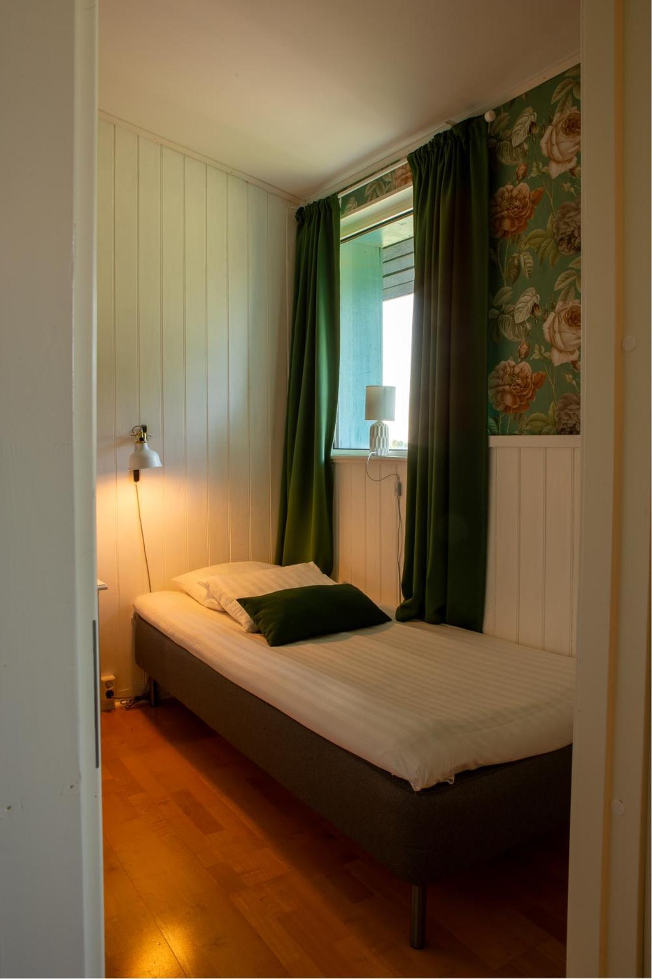 Breviken Golf & Hotell Brevik  ภายนอก รูปภาพ